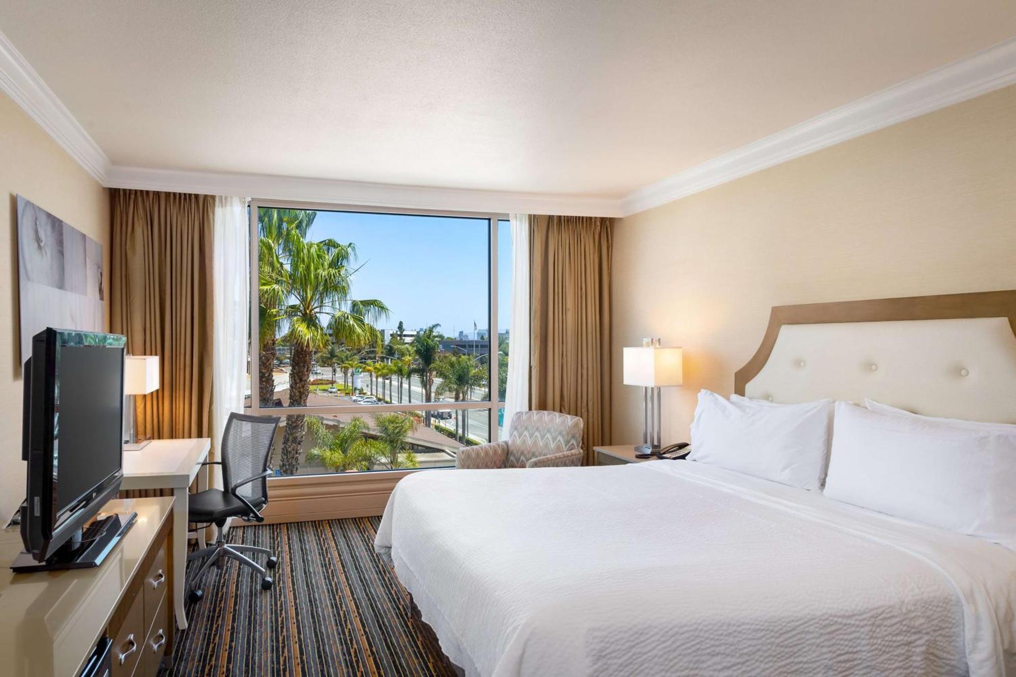 Doubletree By Hilton San Diego Bayside Exteriör bild