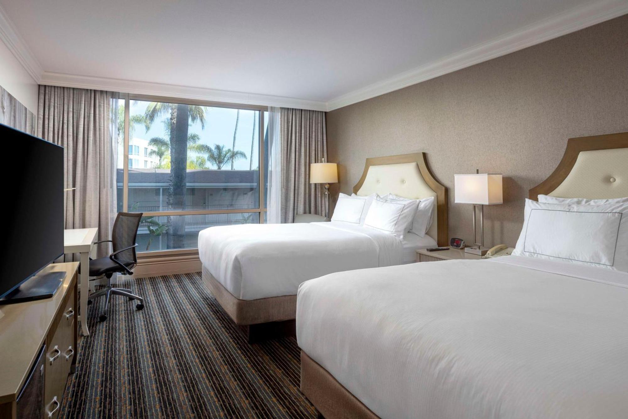 Doubletree By Hilton San Diego Bayside Exteriör bild