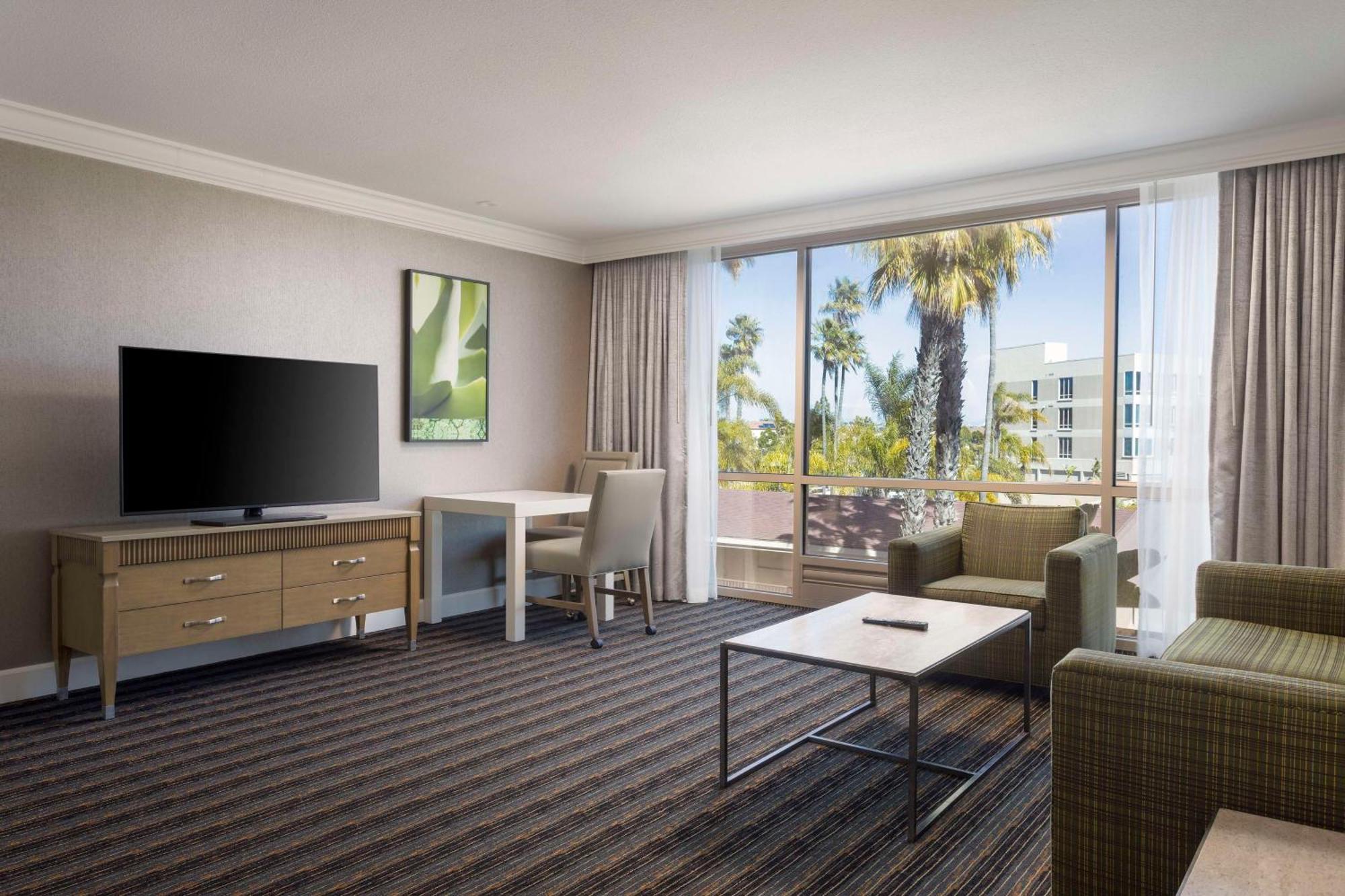 Doubletree By Hilton San Diego Bayside Exteriör bild